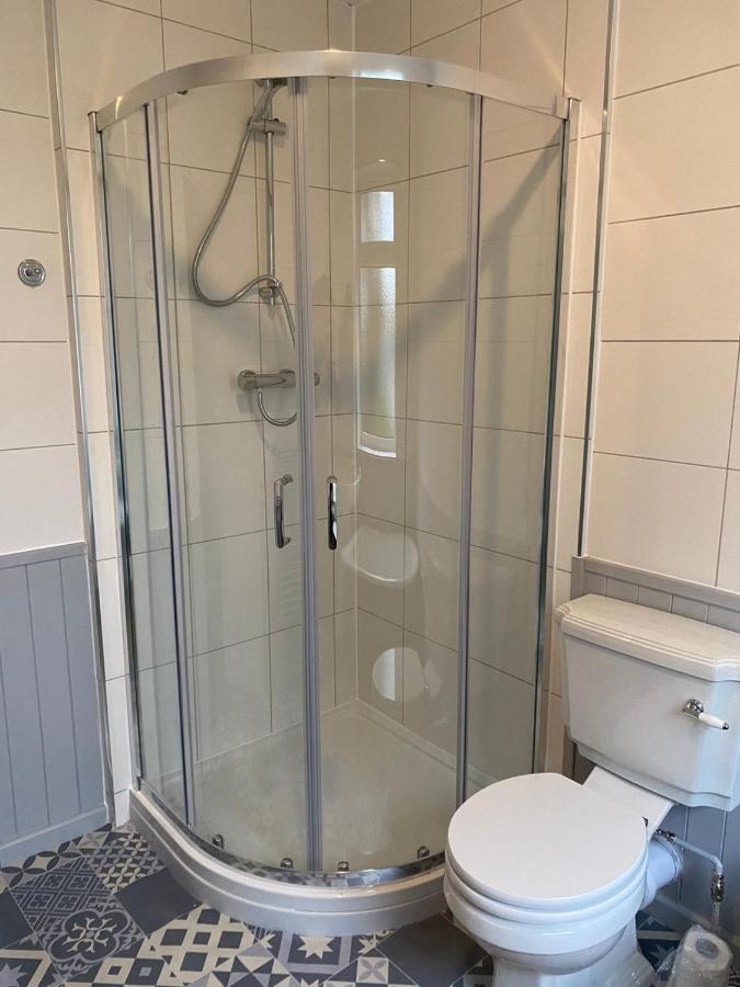 Tudors Chelmsford Ngoại thất bức ảnh