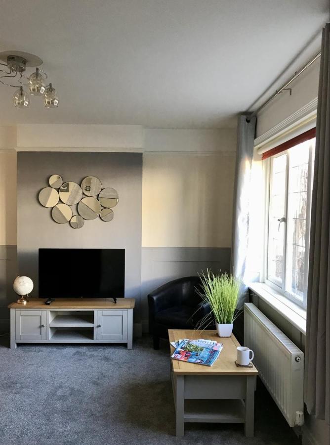 Tudors Chelmsford Ngoại thất bức ảnh